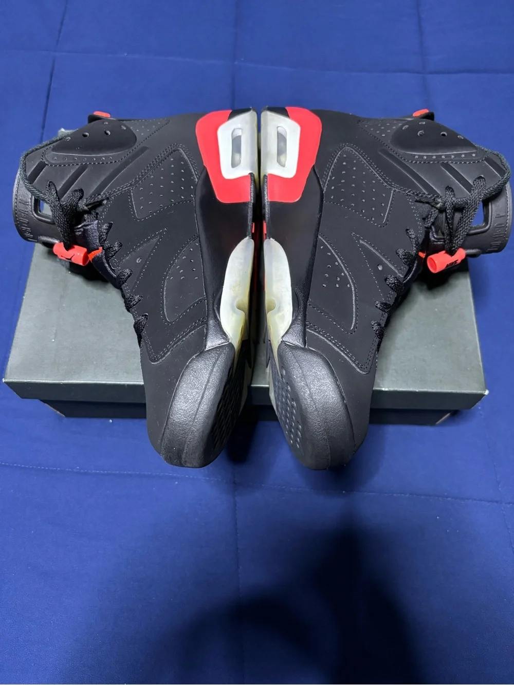 Jordan 6 Retro Reverse Infrared Salesman 2026 Size 8.5